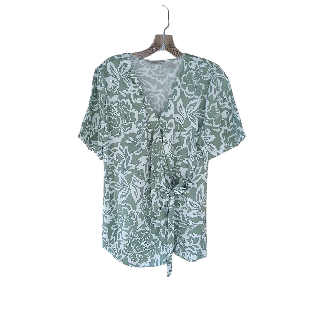 Any Body Green Floral Short Sleeved Wrap Blouse Large